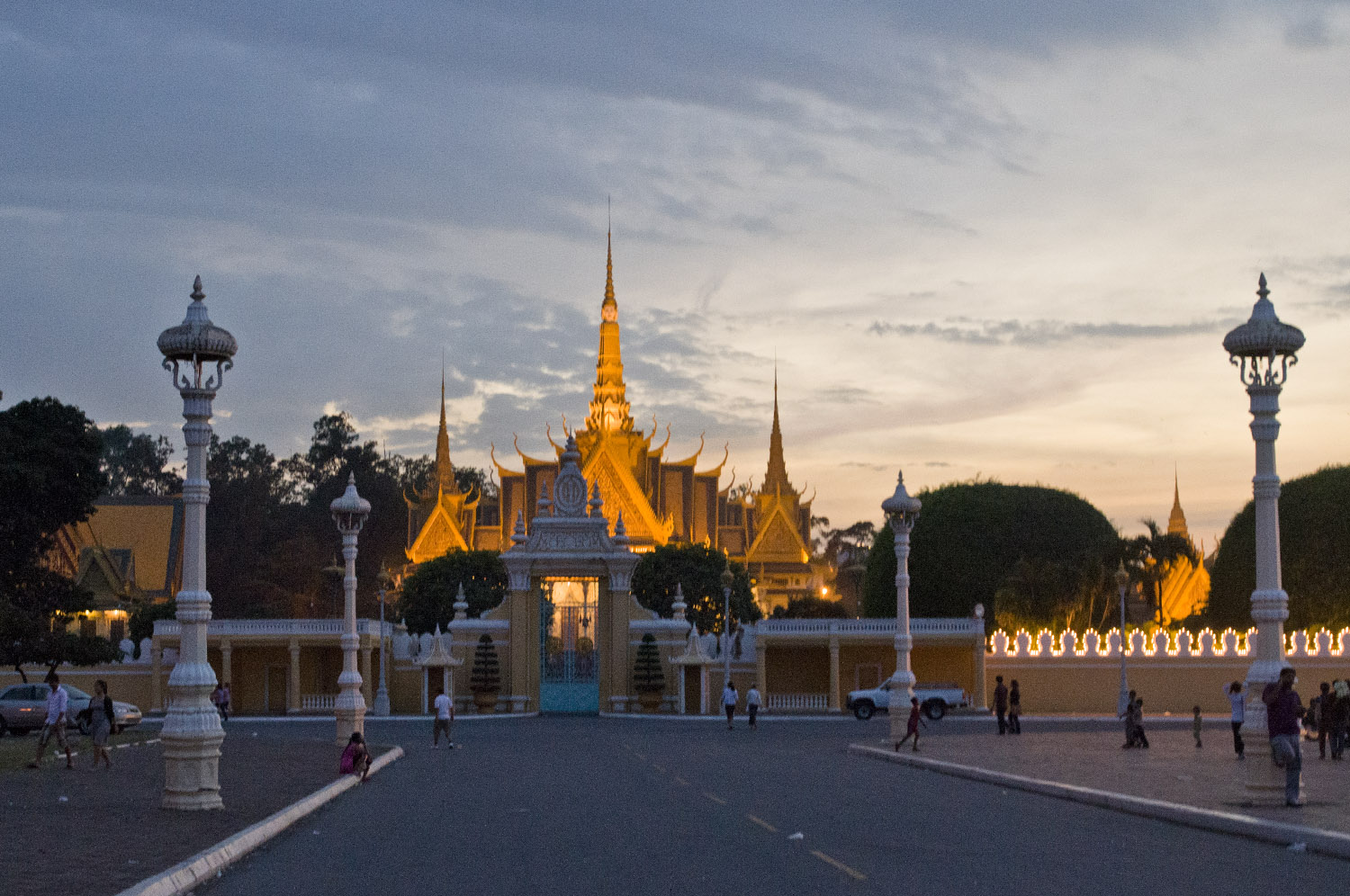 Phnom Penh - Königspalast mit Silberpagode © Regina Fischer-Cohen